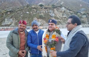 भाजपा प्रदेश अद्ययक्ष महेंद्र भट्ट पहुचे बद्रीनाथ, प्रधानमंत्री के कार्यक्रम को लेकर तैयारियों का लिया जायजा