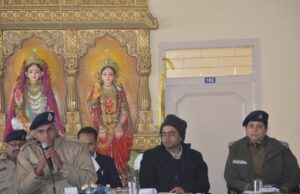 प्रधानमंत्री के आगमन को लेकर ब्यवस्थाये चाक चौबन्ध, हुई ब्रीफिंग