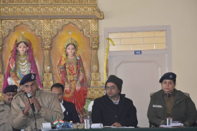 प्रधानमंत्री के आगमन को लेकर ब्यवस्थाये चाक चौबन्ध, हुई ब्रीफिंग