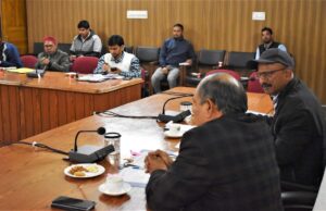 परिषदीय परीक्षा की तैयारियों को लेकर बैठक