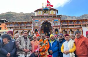 सेवानिवृत हुए बदरीनाथ धाम के धर्माधिकारी भुवन चंद्र उनियाल।