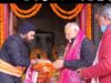 बद्रीनाथ पहुचे प्रधानमंत्री , देश की कुशलता के लिए की पूजा अर्चना