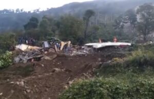 दुःखद: भूस्खलन की चपेट में आये कई घर , एक ही परिवार के 4लोगो की मौत