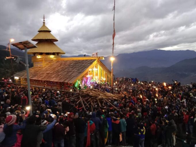 देवलांग: ढोलों की थापों, रांसों- हारुल लोकनृत्य के संग रोशनी का अनूठा लोकोत्सव,