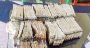 पुलिस छब्बीस लाख तिहत्तर हजार एक सौ साठ रु0 की अवैध धनराशि को किया जब्त,