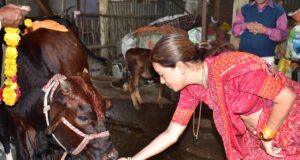 जीवन और जीविका की आधार हैं गौमाता-रेखा आर्या