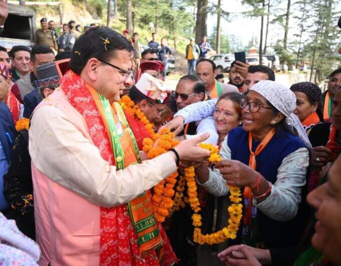 हिमाचल :भाजपा प्रत्याशी चेतन बरागटा के पक्ष में सीएम धामी ने किया प्रचार प्रसार