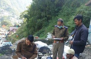 कोतवाली कर्णप्रयाग पुलिस द्वारा चलाया गया सत्यापन अभियान, 40हजार रुपये के चालान