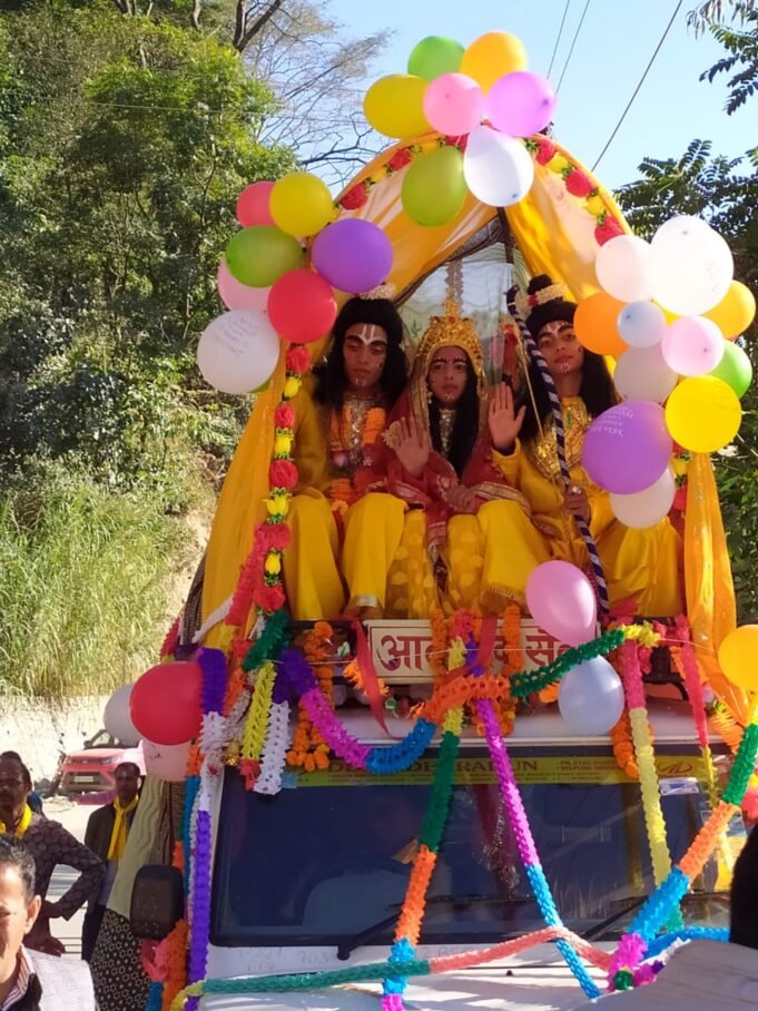 राजतिलक के साथ रामलीला का समापन