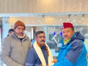बामनी गाँव के राज्यआंदोलनकारी गणेश भंडारी को सम्मानित किया