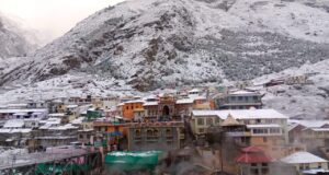 बर्फवारी के बाद बद्रीनाथ धाम में प्रकृति की खूबसूरती
