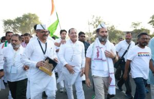 भारत छोड़ो यात्रा में उत्तराखंड की पहचान भी हुयी शामिल