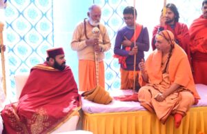 शंकराचार्य जी की गद्दी ज्योतिर्मठ के मठाङ्गण में विराजमान हुई