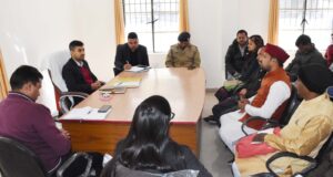 अनुसूया मेले को लेकर प्रशासन ने जनप्रतिनिधियों के साथ कि बैठक