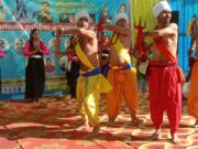 हंसकोटी गांव में पहली बार पारंपरिक पांडव महायज्ञ में सांस्कृतिक कार्यक्रमों का किया गया आयोजन। लोक गायकों व कलाकारों ने लोगों का खूब किया मनोरंजन।