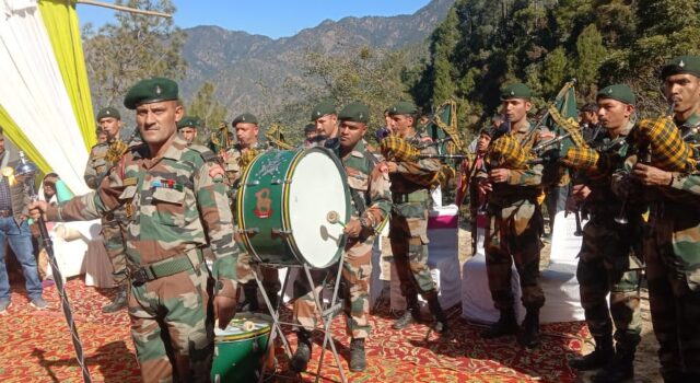 प्रथम विश्व युद्ध के नायक पहले विक्टोरिया क्रॉस विजेता दरबान सिंह नेगी के शौर्य में आयोजित होने वाले राजकीय शौर्य महोत्सव का हुआ आगाज।