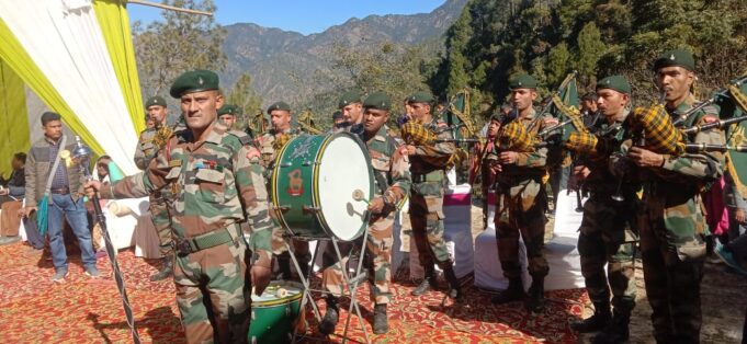 प्रथम विश्व युद्ध के नायक पहले विक्टोरिया क्रॉस विजेता दरबान सिंह नेगी के शौर्य में आयोजित होने वाले राजकीय शौर्य महोत्सव का हुआ आगाज।