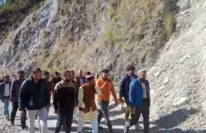 विधायक ने किया सड़क का स्थलीय निरीक्षण