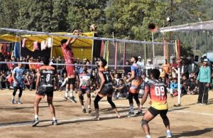 गौचर मेले में खेल प्रतियोगिताओं का हुआ फाइनल, फुटबॉल क्लब गौचर ने जीता फाइनल