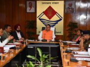 हेली सेवाओं का हो विस्तार: धामी
