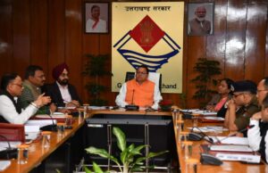 हेली सेवाओं का हो विस्तार: धामी