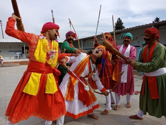 लोकसंस्कृति के पुरोधा लखपत सिंह राणा को धरोहर संरक्षण सम्मान, लोकसंस्कृति को दे रहें हैं नई ऊँचाई….