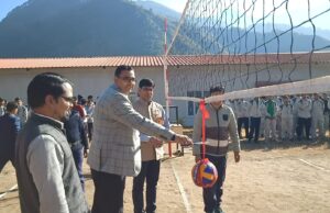 राजकीय प्रोद्योगिक संस्थान गोपेश्वर में तीन दिवसीय वार्षिक खेलकूद प्रतियोगिताएं का हुवा शुभारम्भ