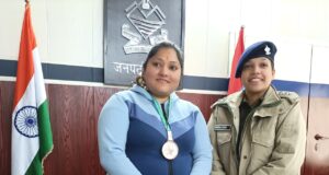 पुणे में आयोजित विश्व सीनियर कुराश चैम्पियनशिप में स्नेहा तड़ियाल ने सिल्वर मेडल जीत प्रदेश के साथ बढ़ाया चमोली पुलिस का मान।