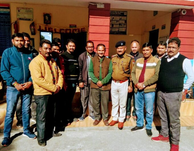 मेले के आसपास धार्मिक भावनाओ को ठेस पहुचाने पर हिन्दू संगठन ने जताई आपत्ति