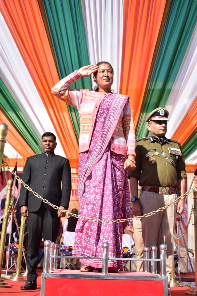 खेल मंत्री रेखा आर्या ने किया एशियाई कराटे चैंपियनशिप में प्रतिभाग करने के लिए इंडिया कराटे टीम को रवाना