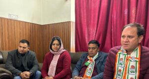 भारत जोड़ो यात्रा की तर्ज पर हाथ से हाथ जोड़ो यात्रा का होगा शुभारम्भ :मुकेश नेगी