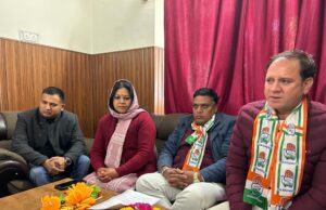 भारत जोड़ो यात्रा की तर्ज पर हाथ से हाथ जोड़ो यात्रा का होगा शुभारम्भ :मुकेश नेगी