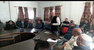 जोशीमठ में बढ़ रहे भू धंसाव की समस्या समाधान को लेकर बैठक