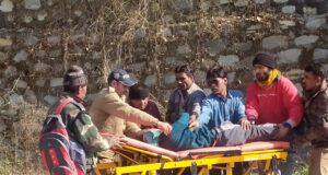 पहाड़ी से गिरा व्यक्ति मौके पर हुई मौत