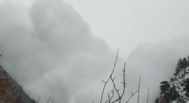 रेणी आपदा में लापता शवो को न खोजे जाने पर है कोर्ट ने केंद व राज्य सरकार को दिया नोटिस