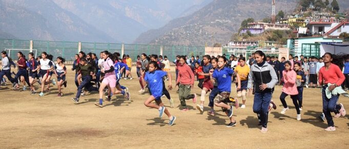 राष्टीय मतदाता दिवस पर क्रास कन्ट्री दौड का आयोजन,मयंक,टैमी, दिगम्बर, मेघा ने मारी बाजी