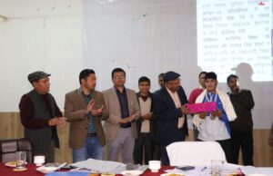 माध्यमिक विद्यालो के संस्था अध्यक्षों की समीक्षा बैठक