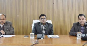 जिलाधिकारी ने वनाग्नि की घटनाओ की रोकथाम को लेकर ली बैठक