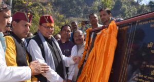 केदारखण्ड के मंदिर और मानस खण्ड कॉरिडोर को विकसित करने पर सरकार अग्रसर