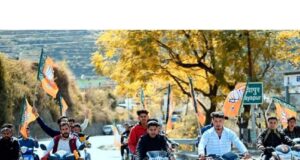 नकल विरोधी कानून के समर्थन में युवा मोर्चा ने किया आभार