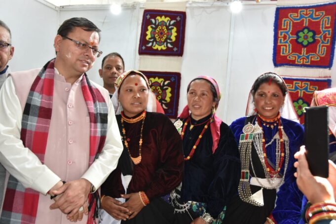 हेरिटेज ऑफ गढ़वाल हिमालय सम्मेलन में श्रेष्ठ सांस्कृतिक आजीविका क्लस्टर के लिए हुई सम्मानित