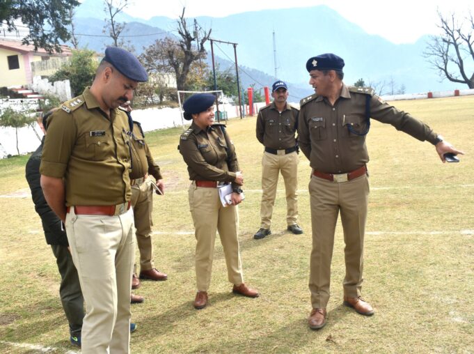पुलिस अधीक्षक ने रिजर्व पुलिस लाइन का किया वार्षिक निरीक्षण दिये आवश्यक निर्देश