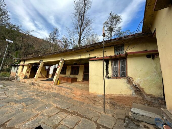 जोशीमठ आपदा ने जनपद में अन्य छेत्र के आपदा प्रभावितों को बढाई मदद की आस