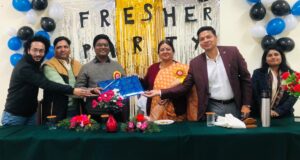 महाविद्यालय गोपेश्वर में फ्रेशर पार्टी का आयोजन, साधना बनी मिस फ्रेशर