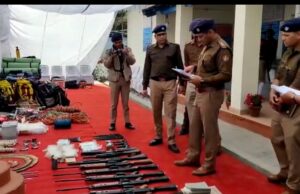 एसपी चमोली प्रवेन्द्र डोभाल ने कर्णप्रयाग थाना कोतवाली का किया निरीक्षण