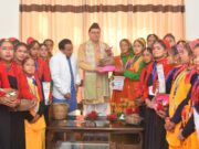 सीएम पुष्कर सिंह धामी ने बच्चों संग भराड़ीसैंण में मनाया लोकपर्व फूलदेई