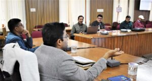 डायट की प्रस्तावित वित्तीय कार्य योजना को लेकर जिलाधिकारी ने की परिचर्चा