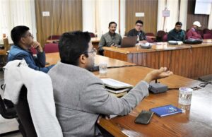 डायट की प्रस्तावित वित्तीय कार्य योजना को लेकर जिलाधिकारी ने की परिचर्चा