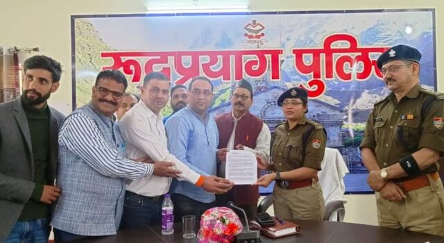 केदारनाथ धाम यात्रा के मद्देनजर पुलिस ने स्थानीय ब्यापरियों से मांगे सुझाव