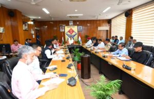 मुख्य मंत्री ने चारधाम यात्रा तैयारियों को लेकर ली समीक्षा बैठक